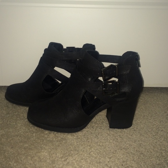 Buckled, year round booties