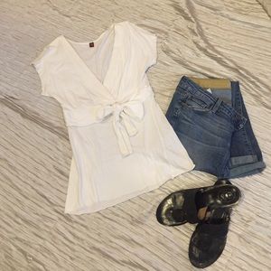 White Cotton V neck top with attached waist tie