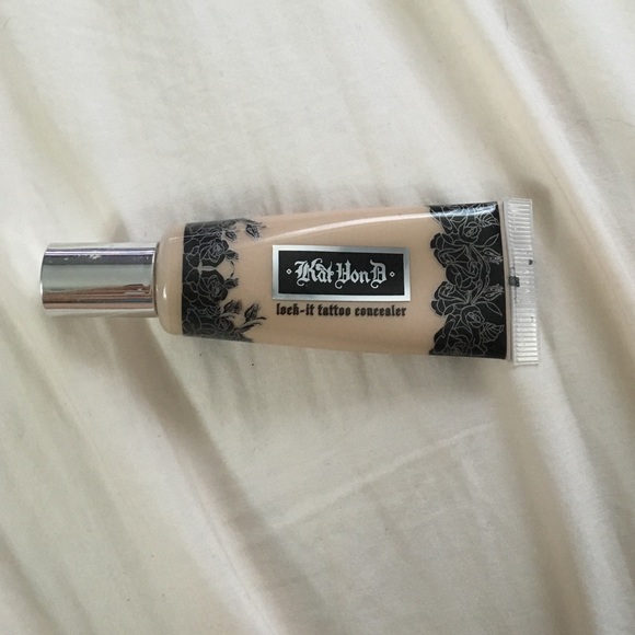 Kat Von D Other - Kay Von D Lock-It Tattoo Concealer
