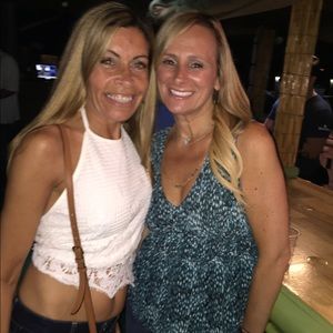 Meet your Posher, Debbie