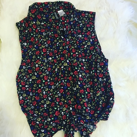 Skull & Roses Crop Top H&M