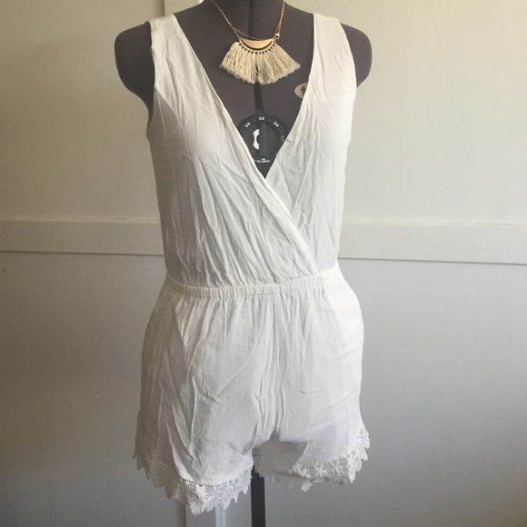 TULAROSA White Lace-Trim Romper