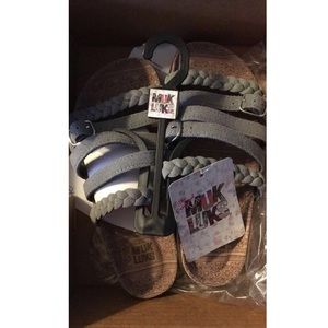 Muk Luk sandals