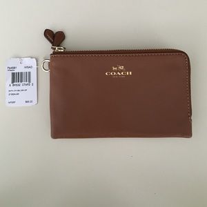 Coach wallet with tags!