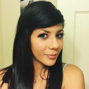 Meet your Posher, Alexandra