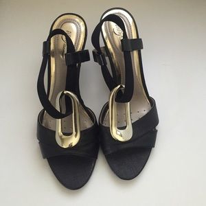 Alfari Step N Flex heels