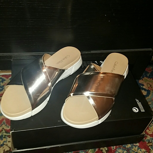Sandal