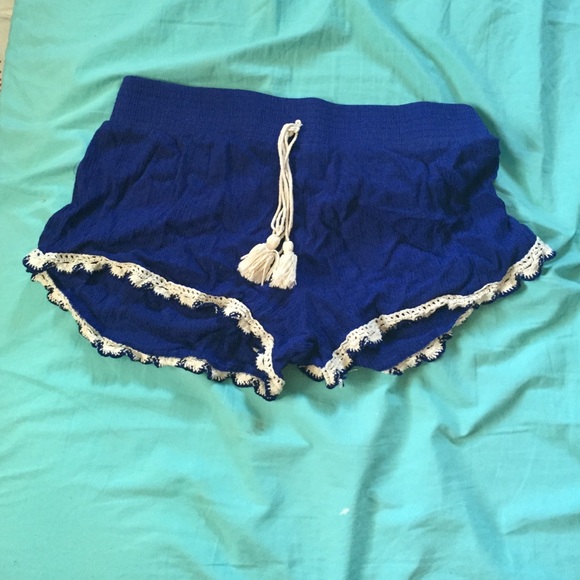 PacSun: Me to We blue shorts with lace trim