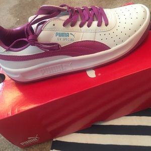 PUMA GV SPECIAL JR JNR