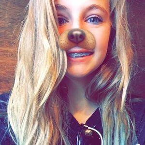 Meet your Posher, Lauren