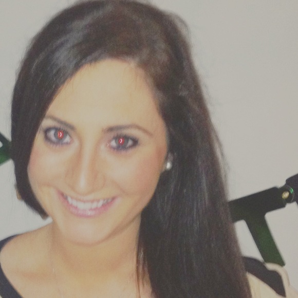 Meet your Posher, Kerri - Picture 2 of 2