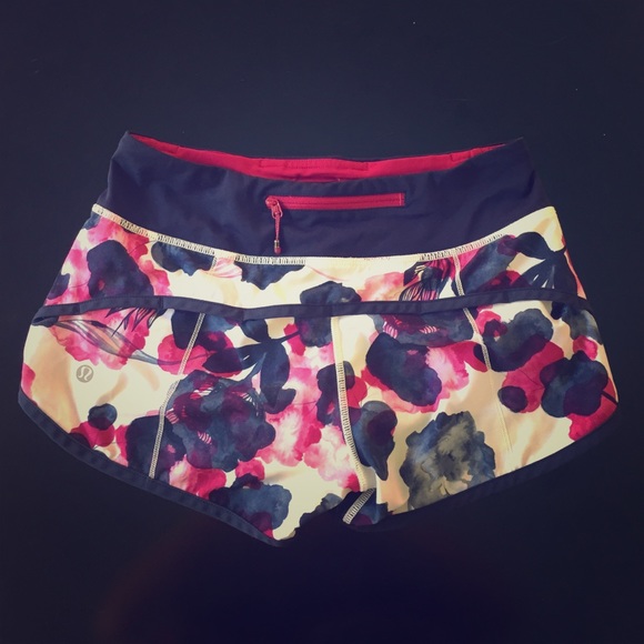 Beautiful Floral Pattern Lululemon Running Shorts