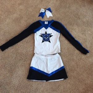 United Cheerleading uniform