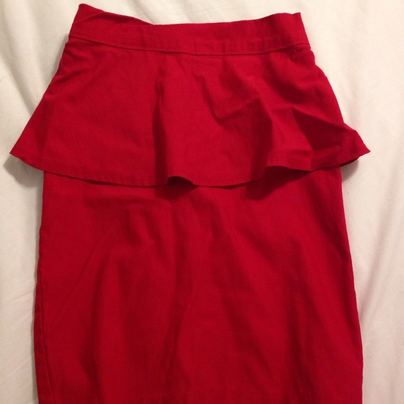 Bundle of Xsmall skirts - Picture 2 of 3
