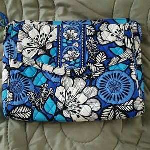 Vera Bradley Blue Bayou Tablet Bag