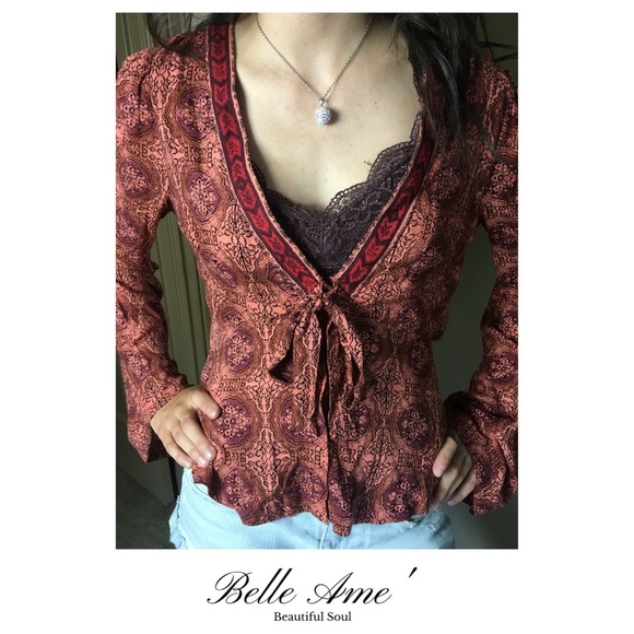 👑New.... FREE PEOPLE Top!‼️