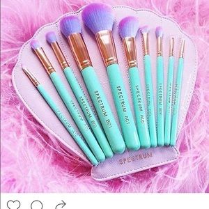 Meet your Posher, Sonya