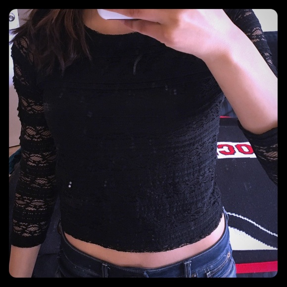 Black 3/4 Sleeve Urban Outfitters Lace Top