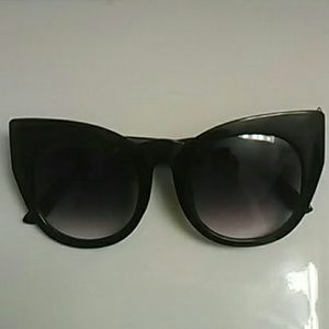 Cat eye shades