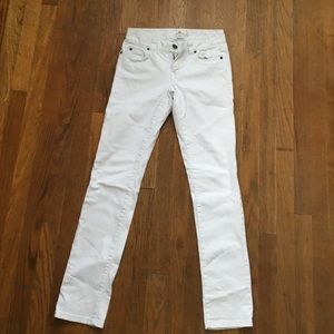 Vineyard vines white jeans