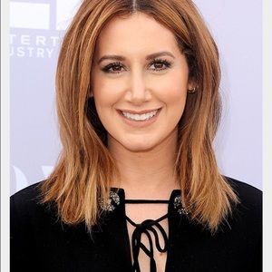 Meet your Posher, Savannah