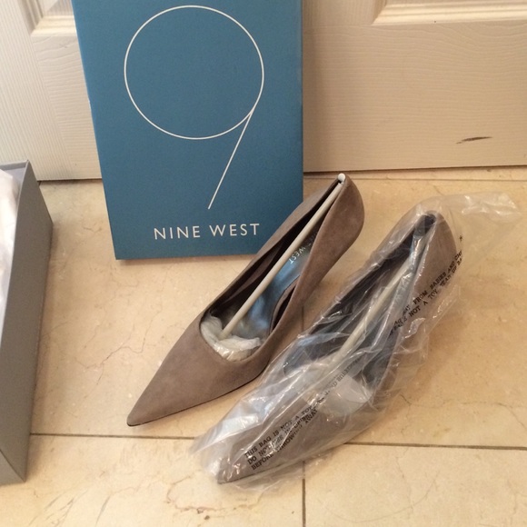 New Nine West pumps