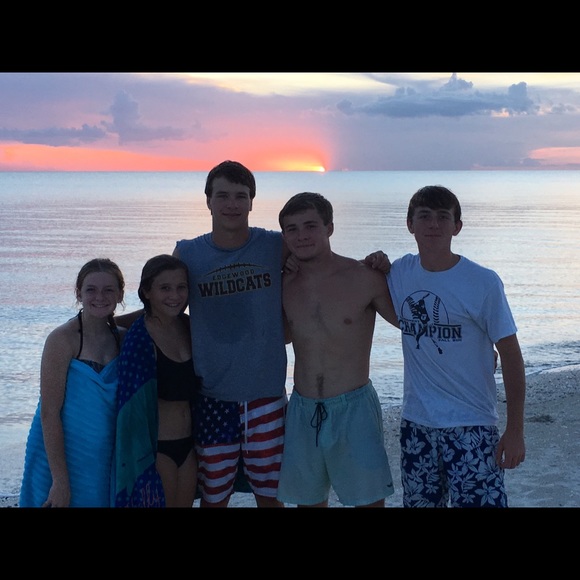 Meet your Posher, Holly