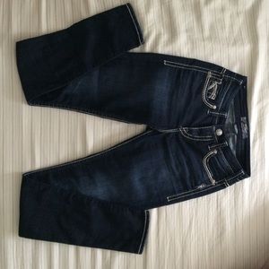 Silver Jeans. Suki super skinny. 26w/31L.