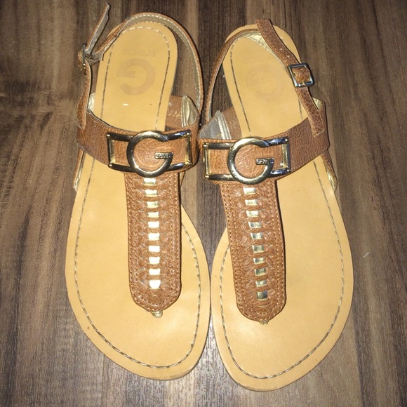 GUESS leather sandals