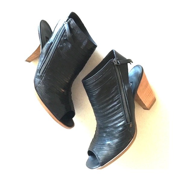 paul green shoes price