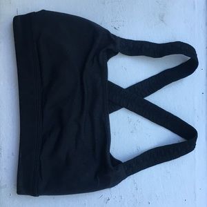 Black lululemon sports bra