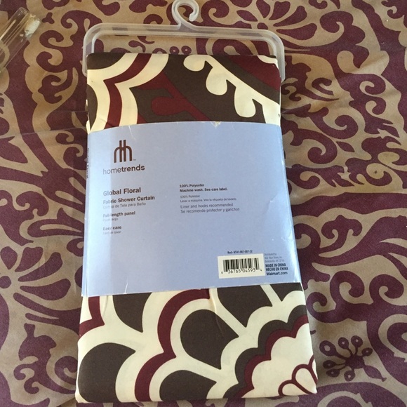 Shower curtain - Picture 2 of 2