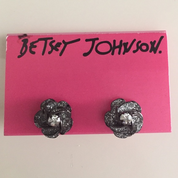 Betsey Johnson Flower Earrings