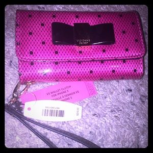 Victoria's Secret iPhone 5 clutch