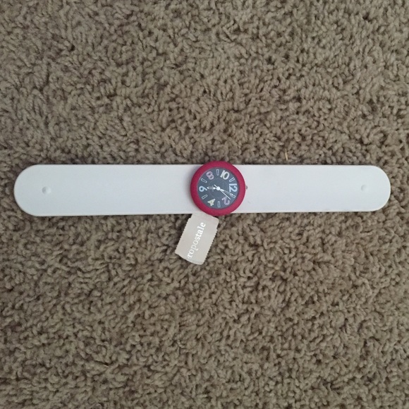 Aeropostale slap on watch