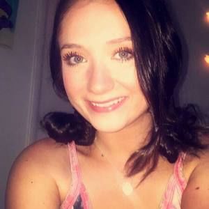 Meet your Posher, Brooke