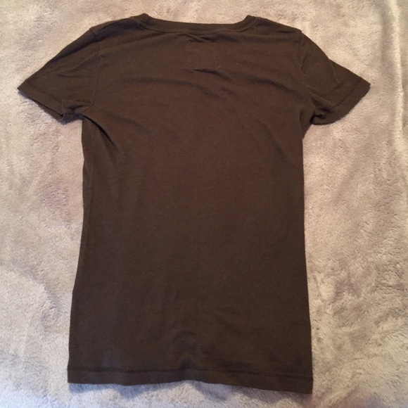 Hollister t shirt - Picture 3 of 4