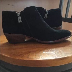 🎉HP🎉 Sam Edelman Black Bootie 7M