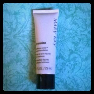 New Mary Kay Timewise liquid foundation