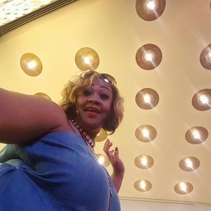 Meet your Posher, Sandy