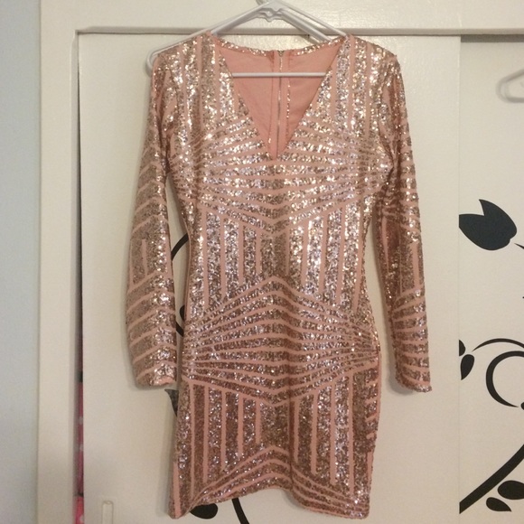 Rose gold sequin long sleeve dress M