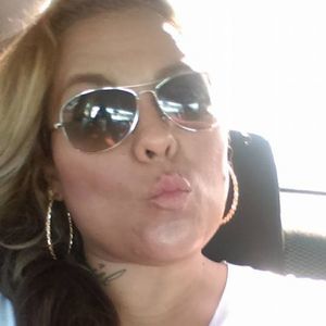 Meet your Posher, Alexia