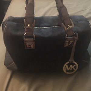 MK purse