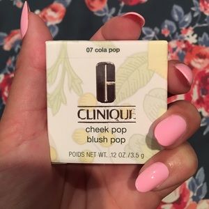 BNIB Clinique Cheek Pop