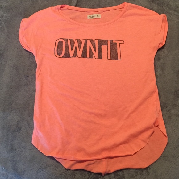Hollister "own it" graphic t shirt - Picture 1 of 4