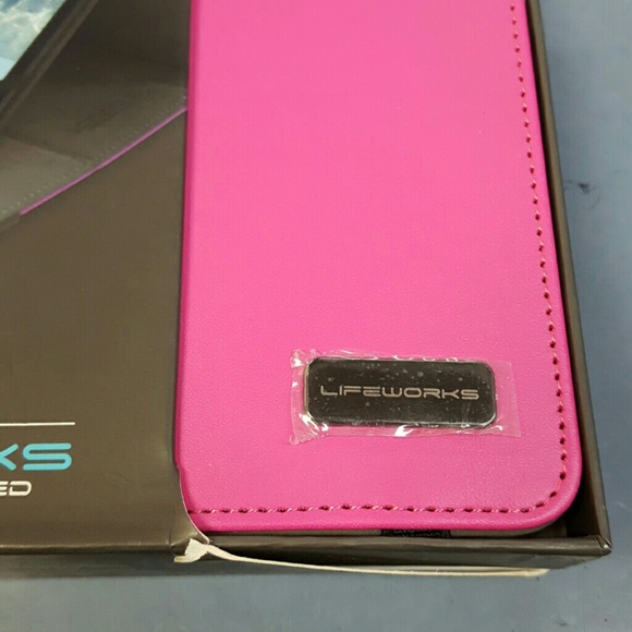 Lifeworks Multi Tablet Case - Picture 3 of 3