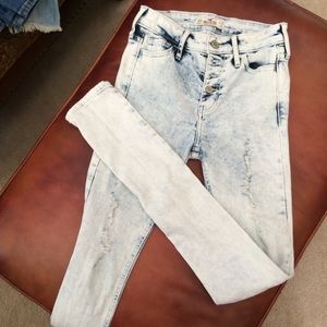 •Final Price• High waisted Hollister Jeans