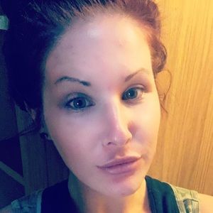 Meet your Posher, Chanel