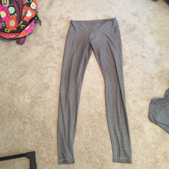 Grey Lululemon leggings