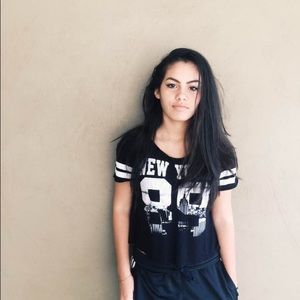 Meet your Posher, Yenileth